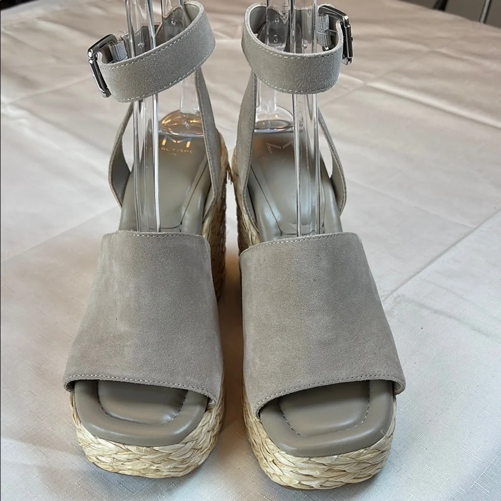 🧊 Marc Fisher taupe and Cream suede Espadrille Wedges with Ankle Strap